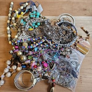Craft Jewelry 4 Lbs Broken Necklaces Bracelets For Crafting Upcycling Art